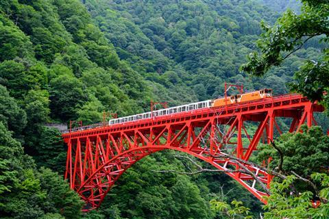 黒部峡谷トロッコ電車